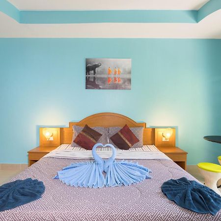 Отель Grand View Patong Экстерьер фото