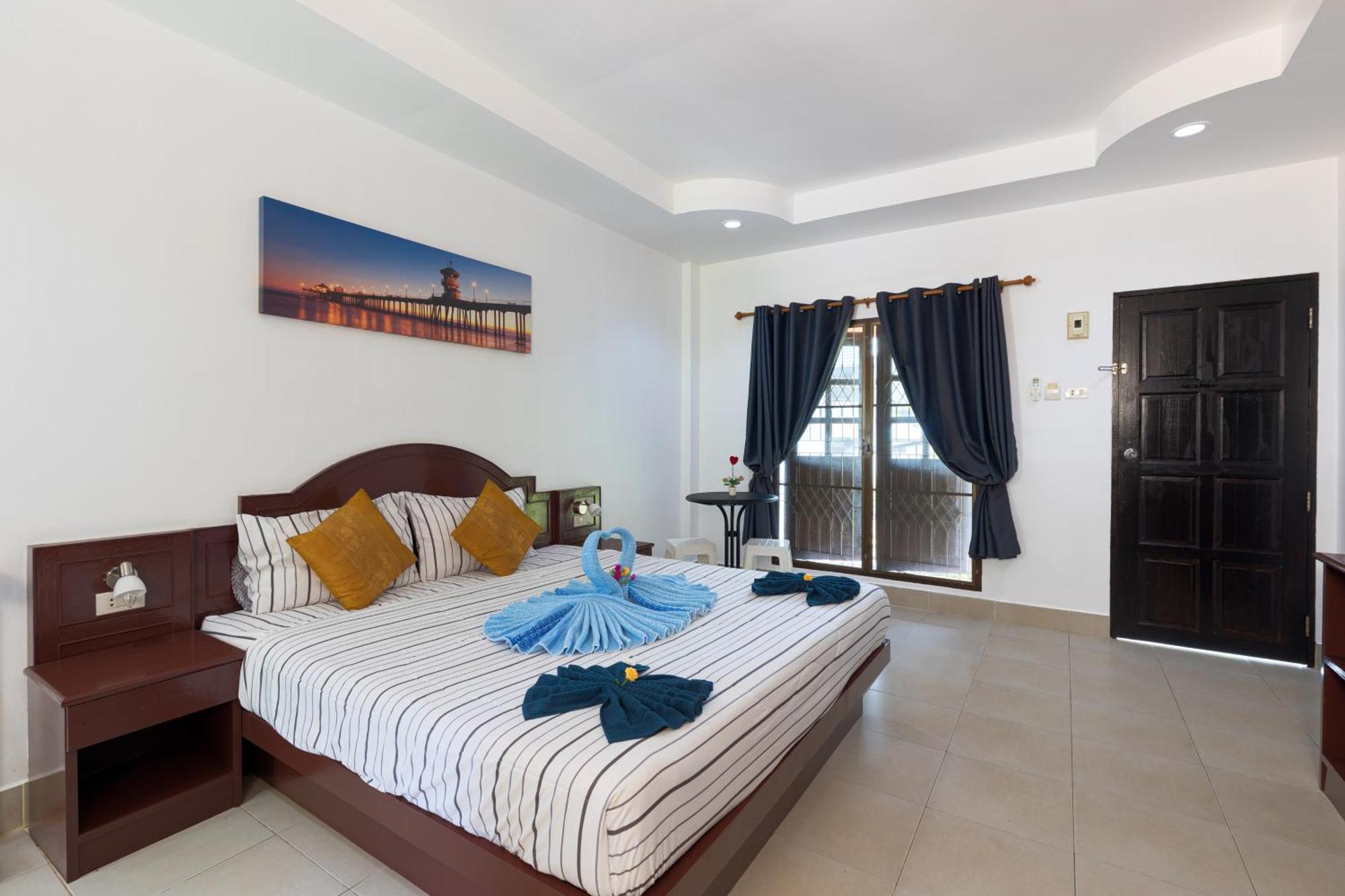 Отель Grand View Patong Экстерьер фото