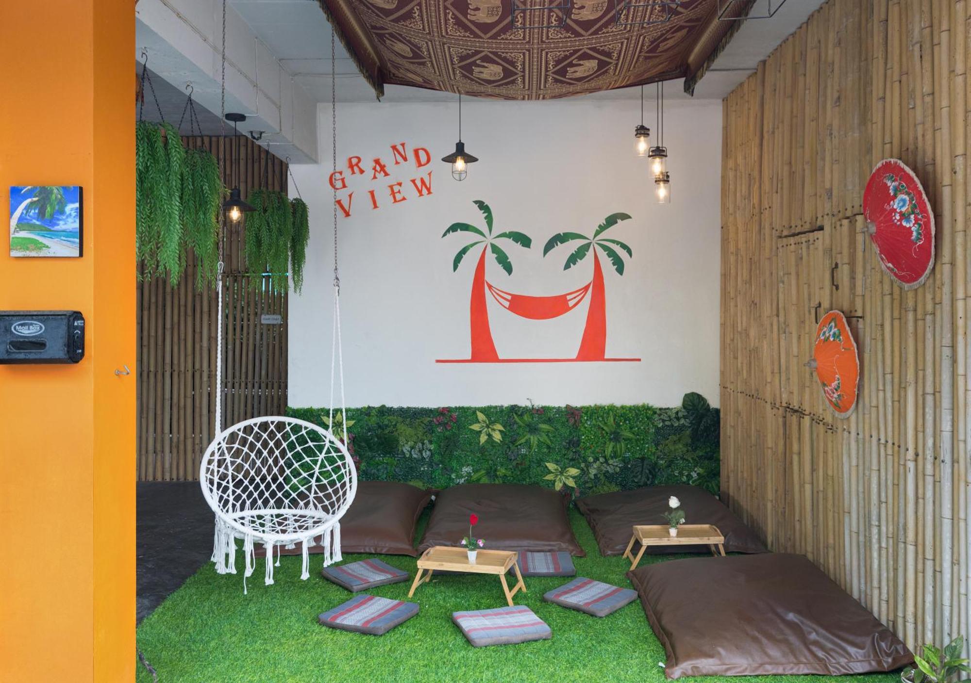 Отель Grand View Patong Экстерьер фото