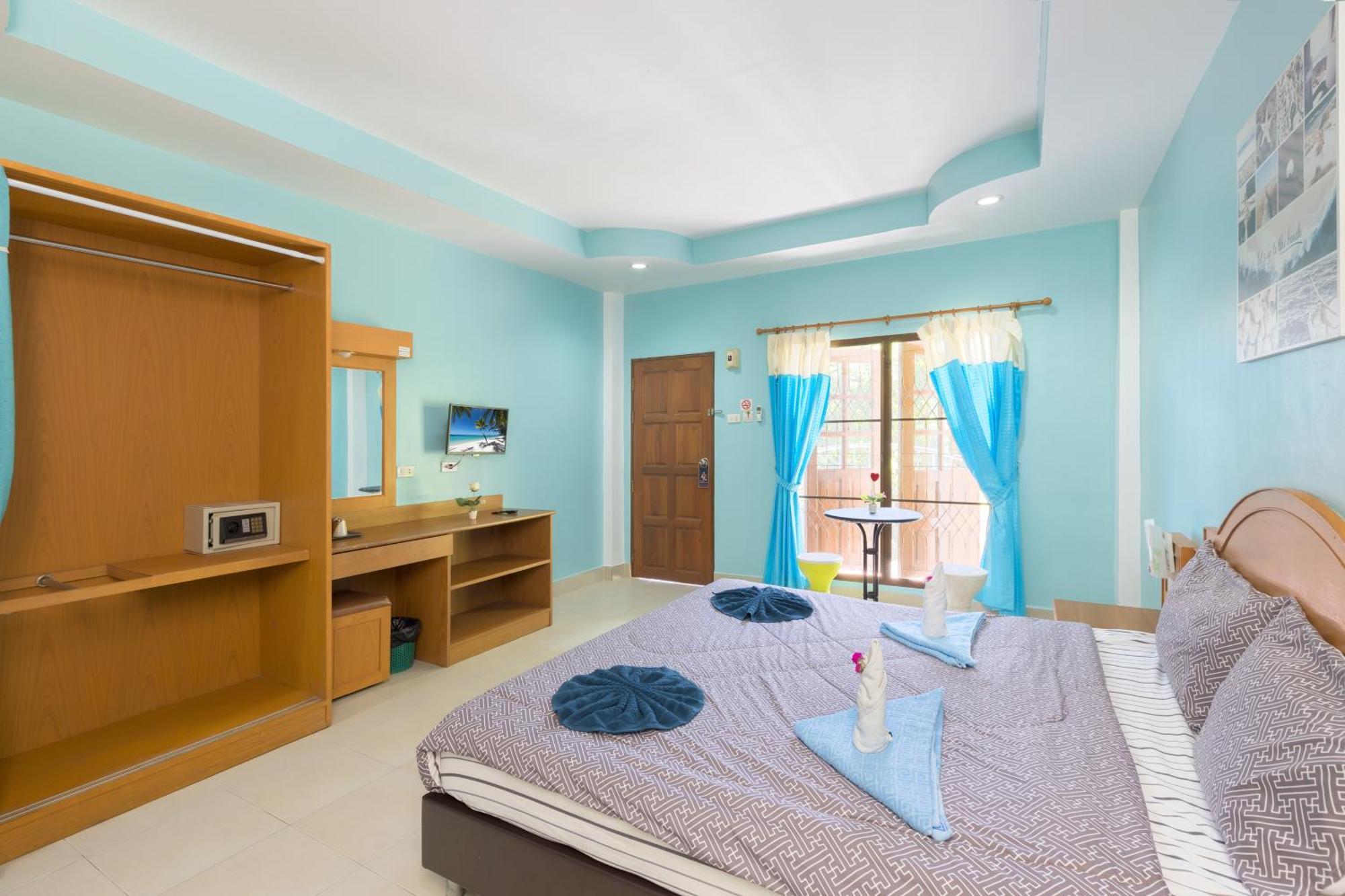 Отель Grand View Patong Экстерьер фото