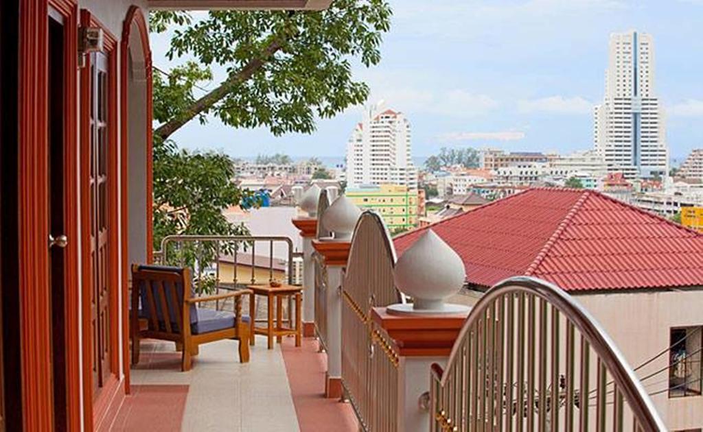 Отель Grand View Patong Экстерьер фото